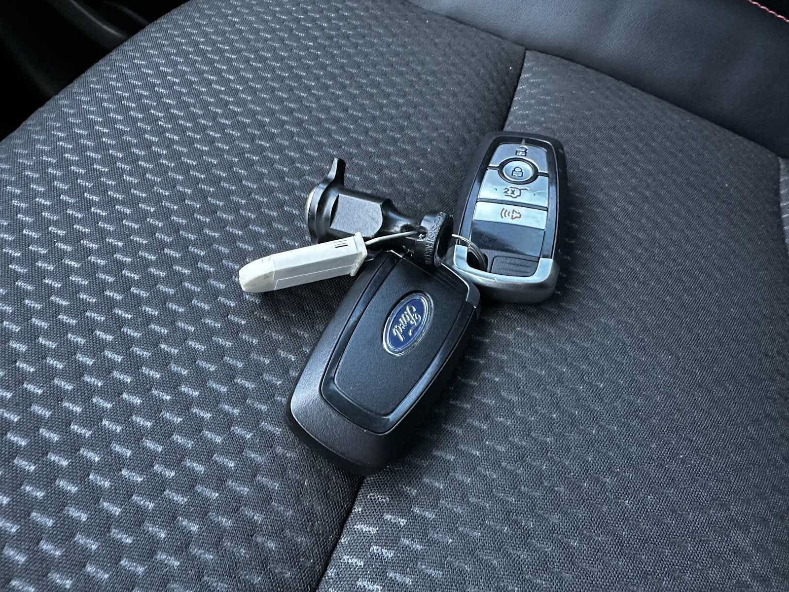 Used 2023 Ford Escape ST-Line w/ Tech Pack #1 FWD image 24