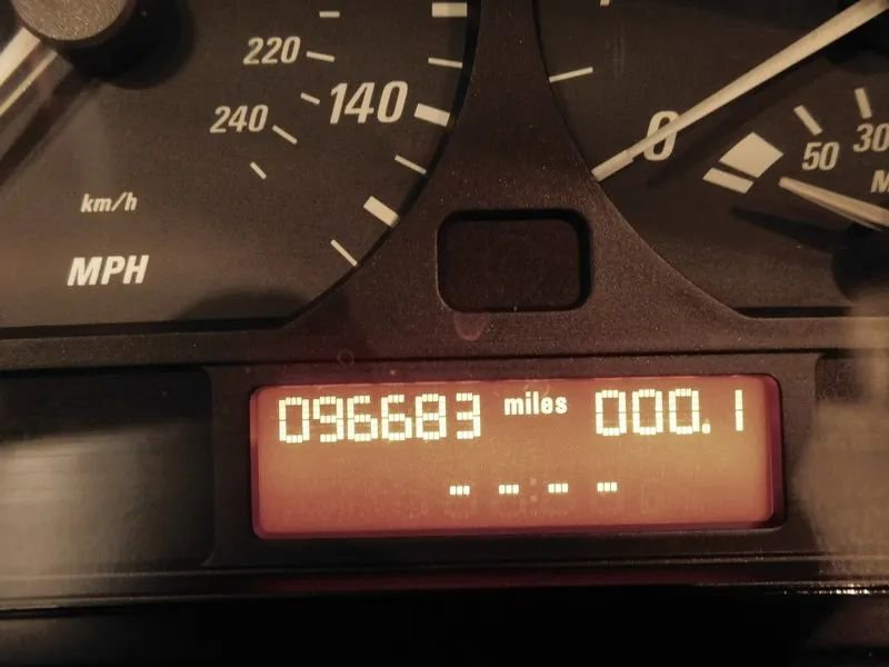 Used 2002 BMW 325Ci Convertible image 37