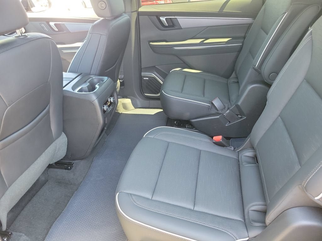 Used 2026 Buick Enclave Sport Touring w/ Power Package FWD image 13