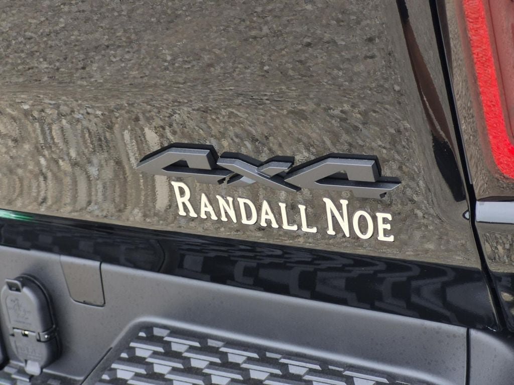 New 2026 RAM 1500 Express AWD/4WD image 7