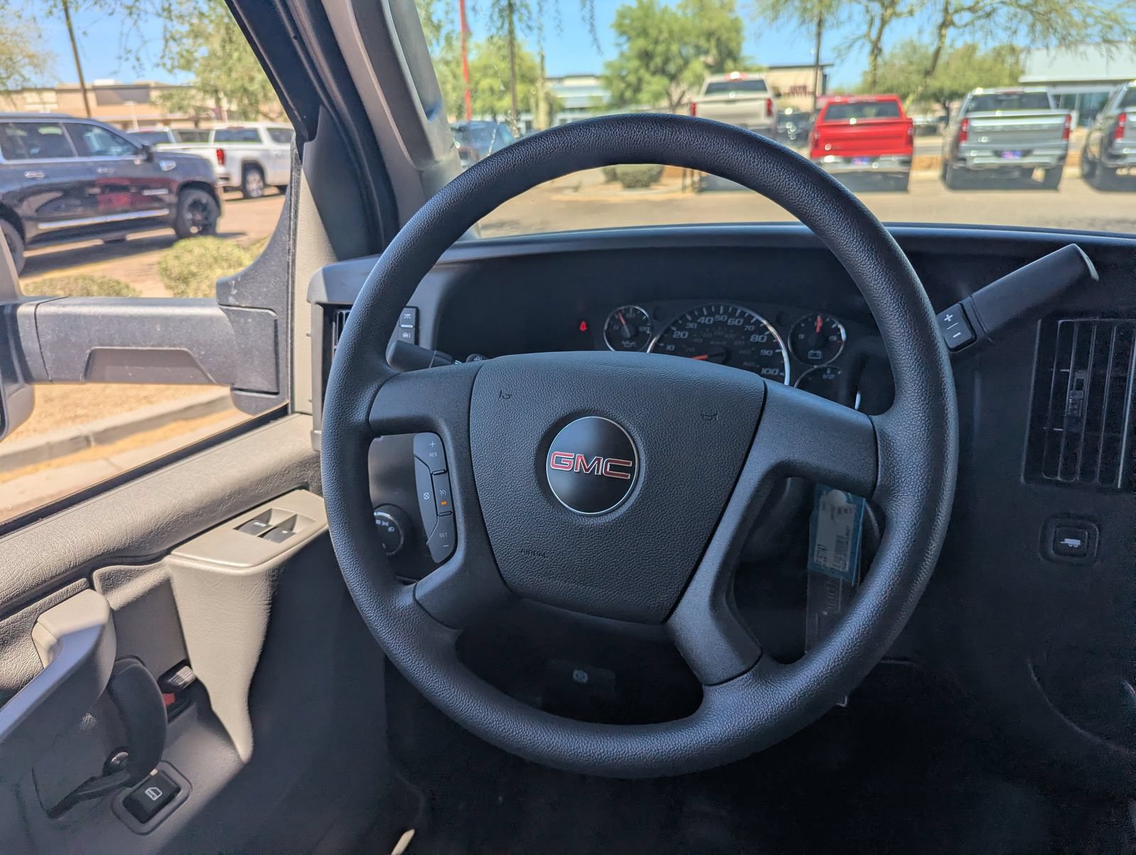 New 2025 GMC Savana 3500 w/ Power Convenience Package RWD image 18