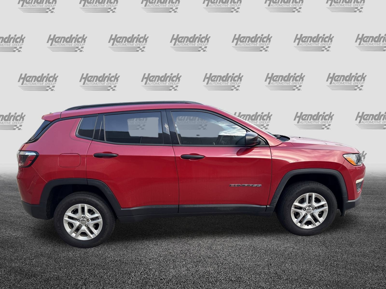Used 2018 Jeep Compass Sport image 10