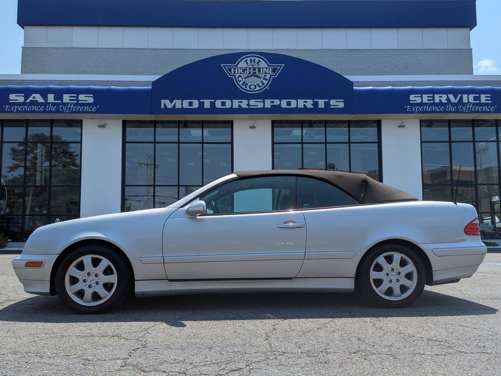 Used 2002 Mercedes-Benz CLK 320 Cabriolet image 1