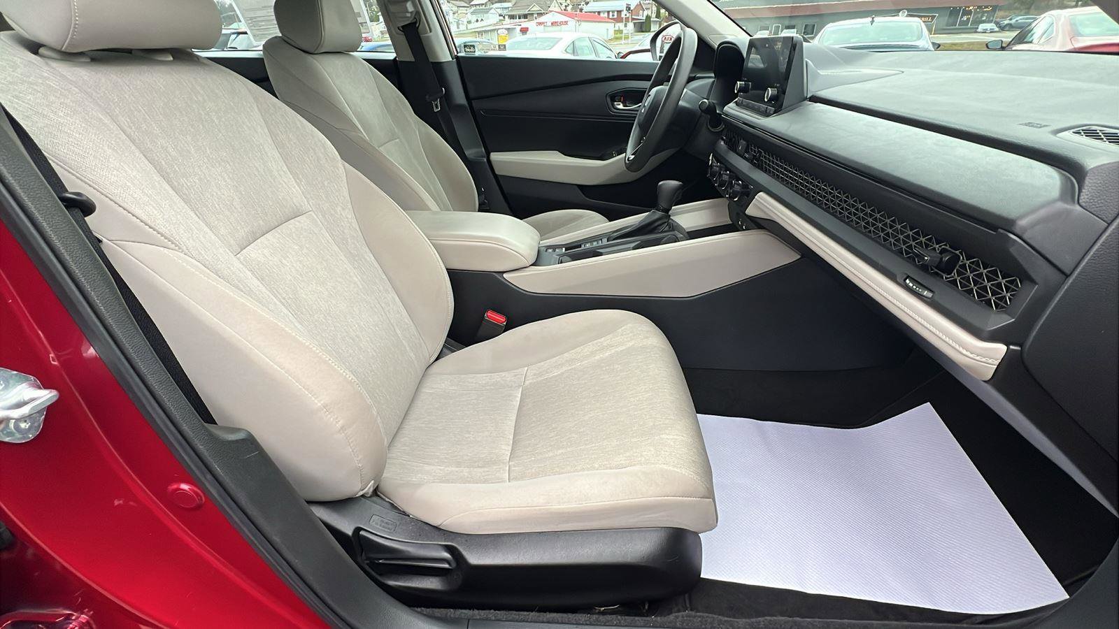 Used 2023 Honda Accord LX image 13