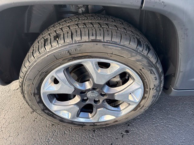 Used 2019 Jeep Compass Limited AWD/4WD image 6