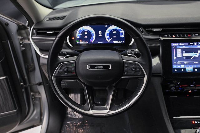 Used 2022 Jeep Grand Cherokee L Laredo w/ Luxury Tech Group I image 23