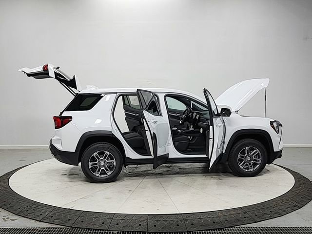 New 2026 GMC Terrain Elevation w/ Technology Package II FWD image 16