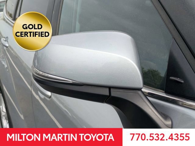Certified 2024 Toyota Highlander LE FWD image 12