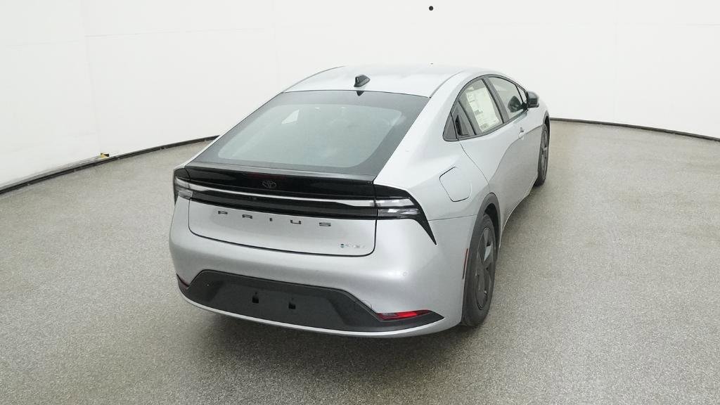 New 2026 Toyota Prius Plug-In Hybrid image 8