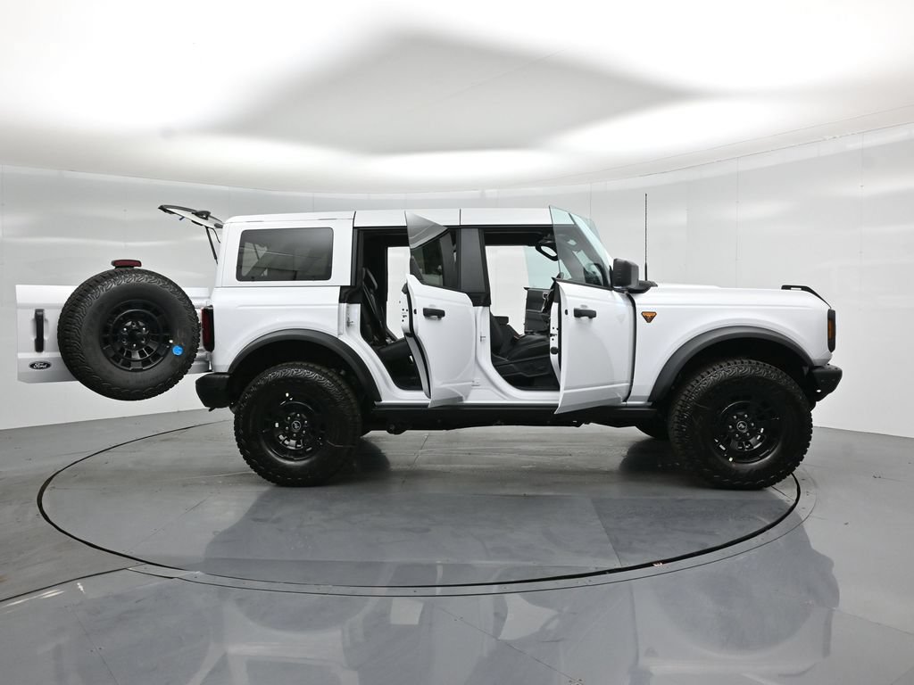 New 2026 Ford Bronco Badlands w/ Wildtrak Package AWD/4WD image 4