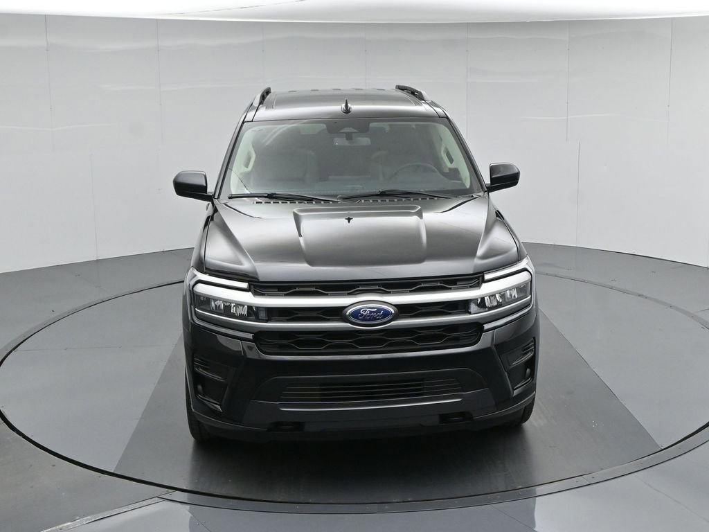 Used 2023 Ford Expedition XLT image 42