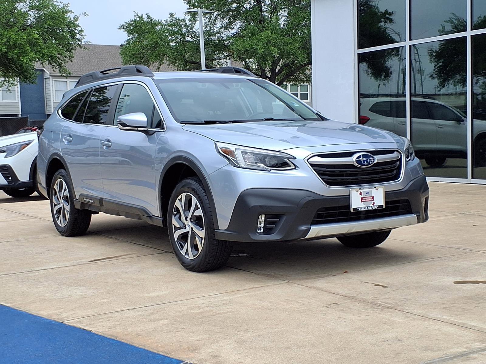 Certified 2022 Subaru Outback Limited AWD/4WD image 2
