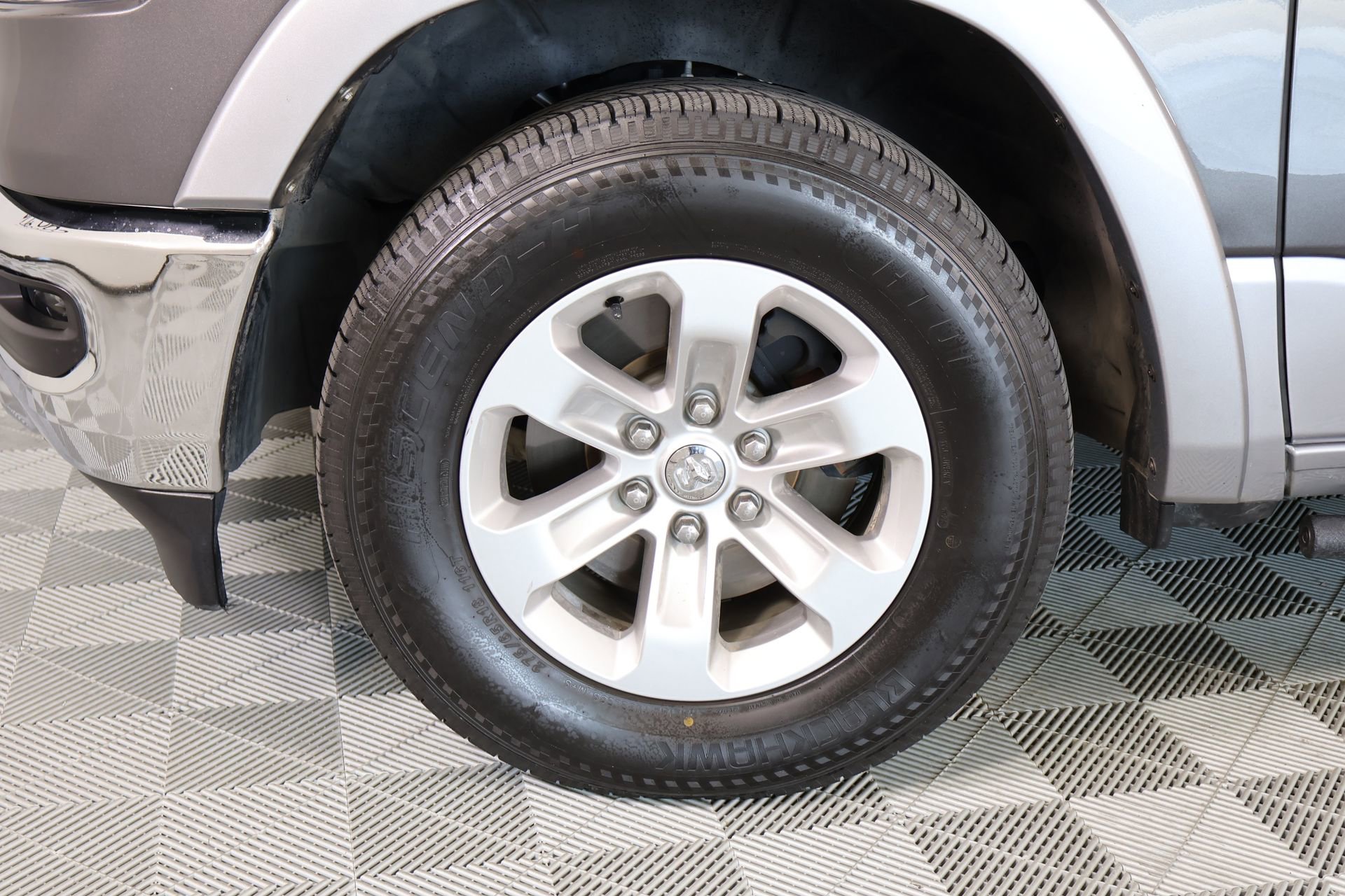 Used 2020 RAM 1500 Laramie image 17