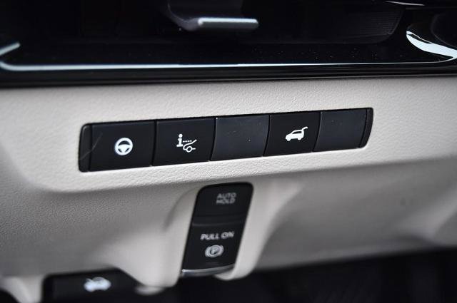 New 2026 Nissan Murano Platinum image 12