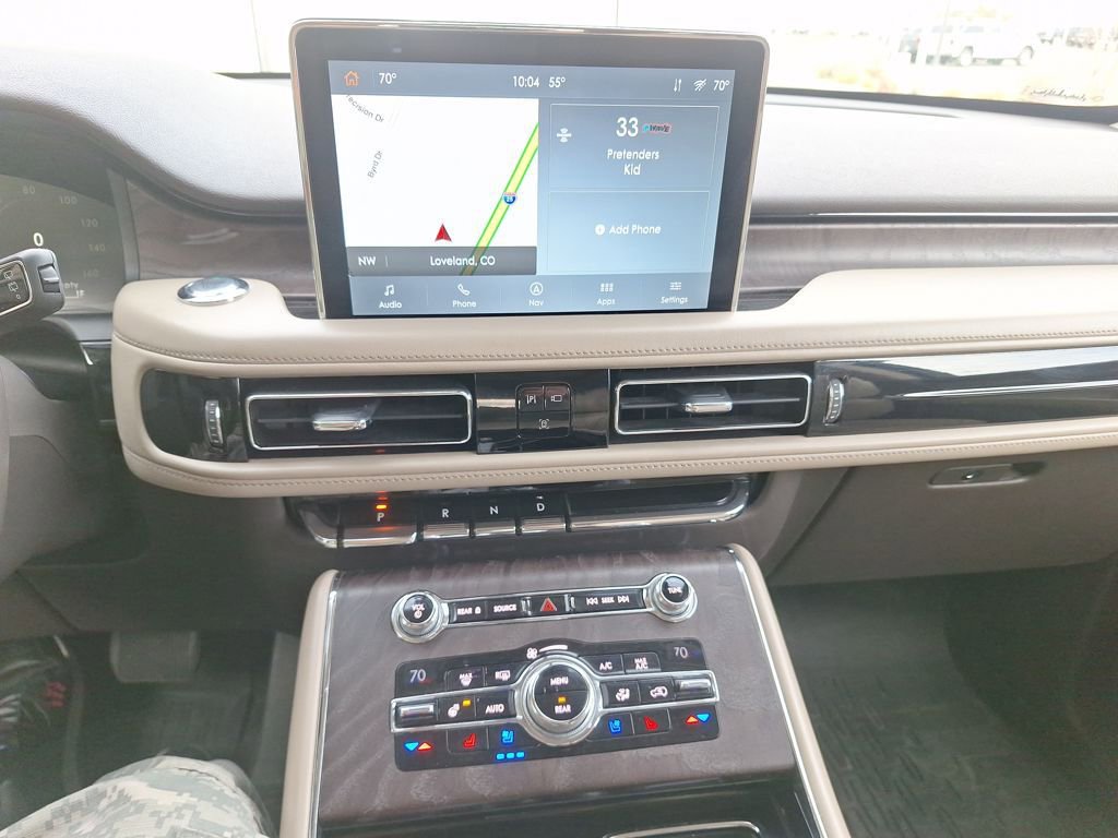 Used 2020 Lincoln Aviator Reserve w/ Equipment Group 202A image 19