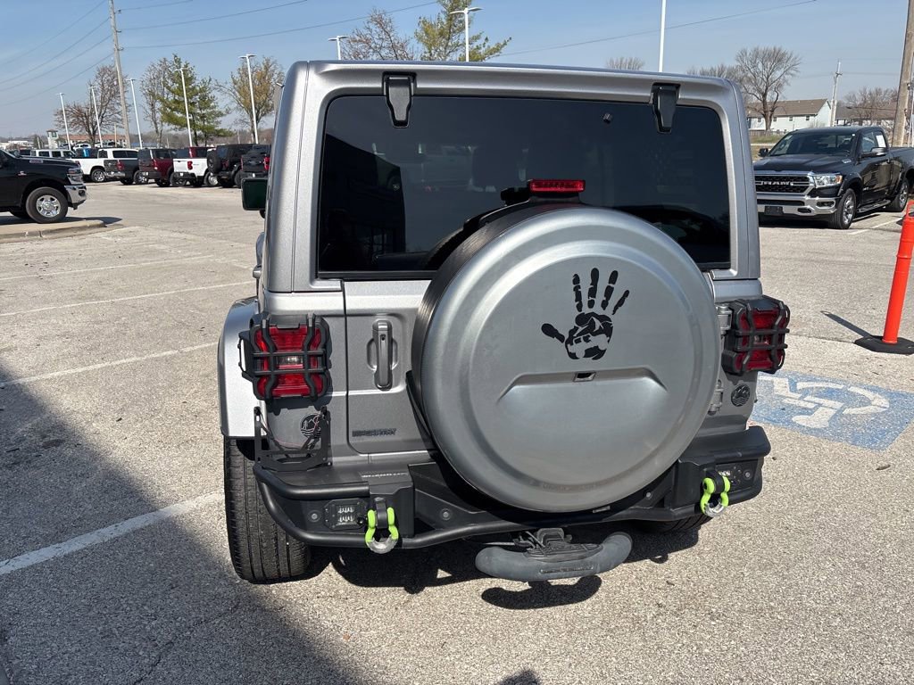 Used 2021 Jeep Wrangler Unlimited Sahara AWD/4WD image 21