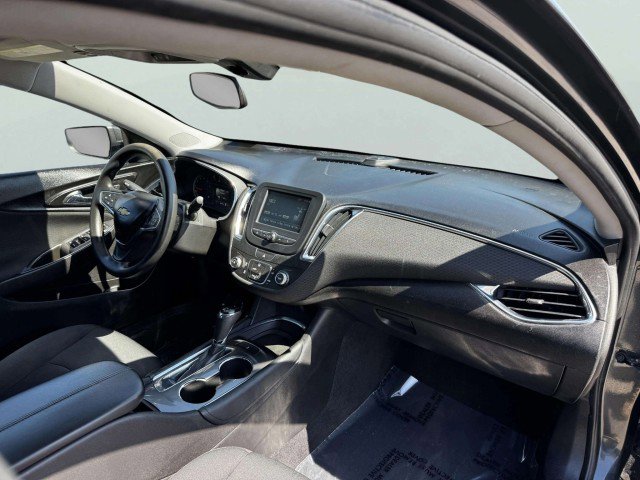 Used 2016 Chevrolet Malibu LT image 48