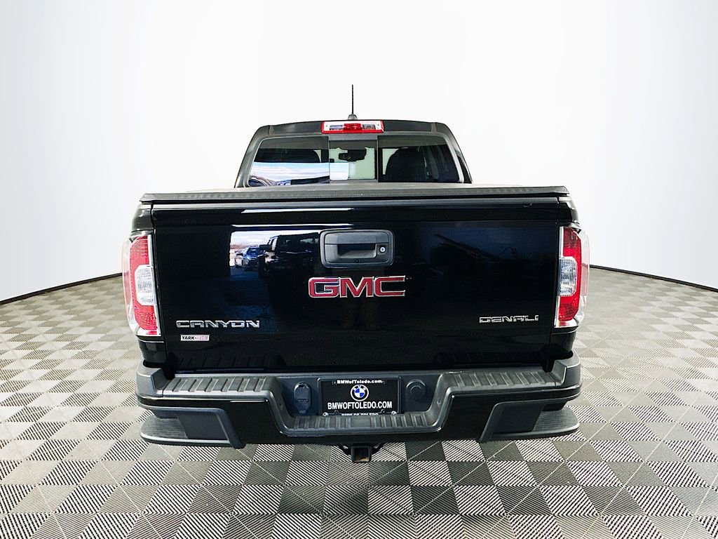 Used 2018 GMC Canyon Denali image 8
