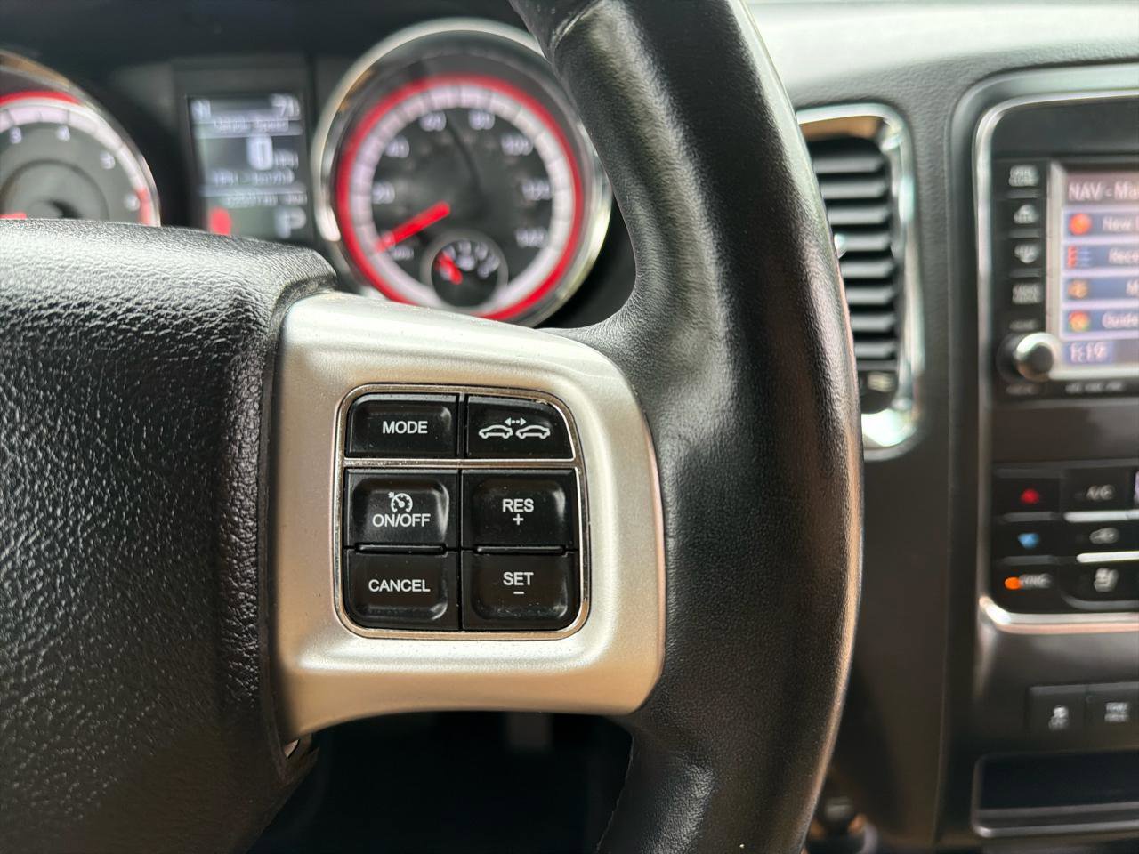 Used 2012 Dodge Durango Citadel w/ Trailer Tow Group IV RWD image 43