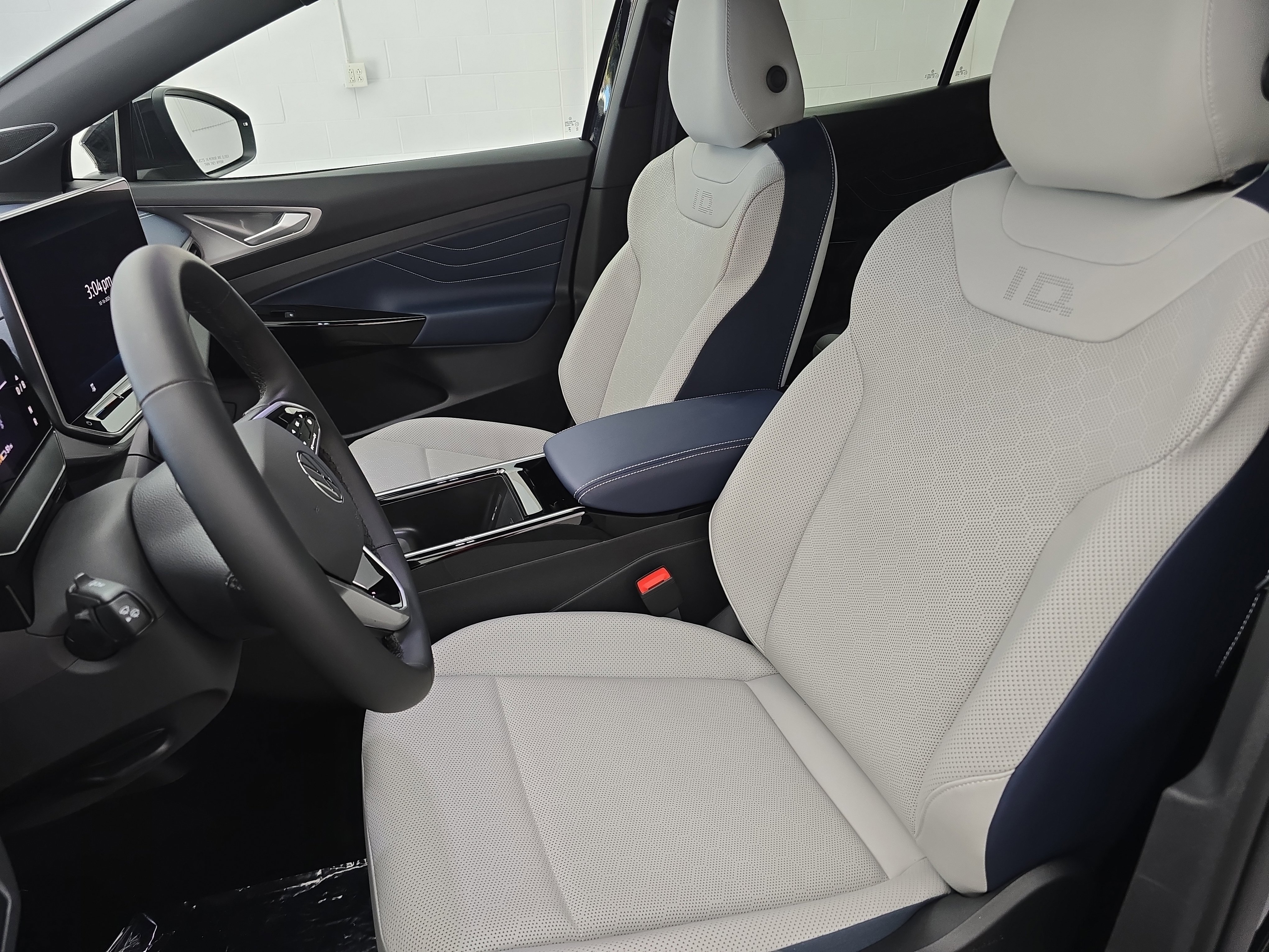 New 2025 Volkswagen ID.4 Pro S Plus image 15