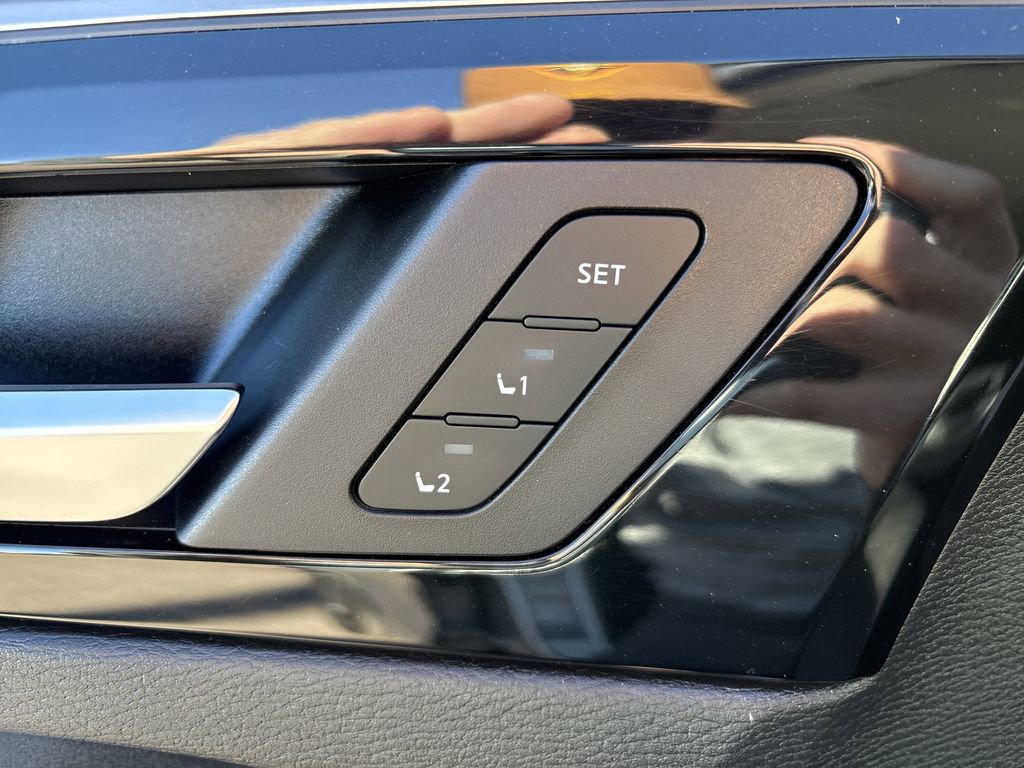 Used 2023 Mitsubishi Outlander SEL 40th Anniversary image 13