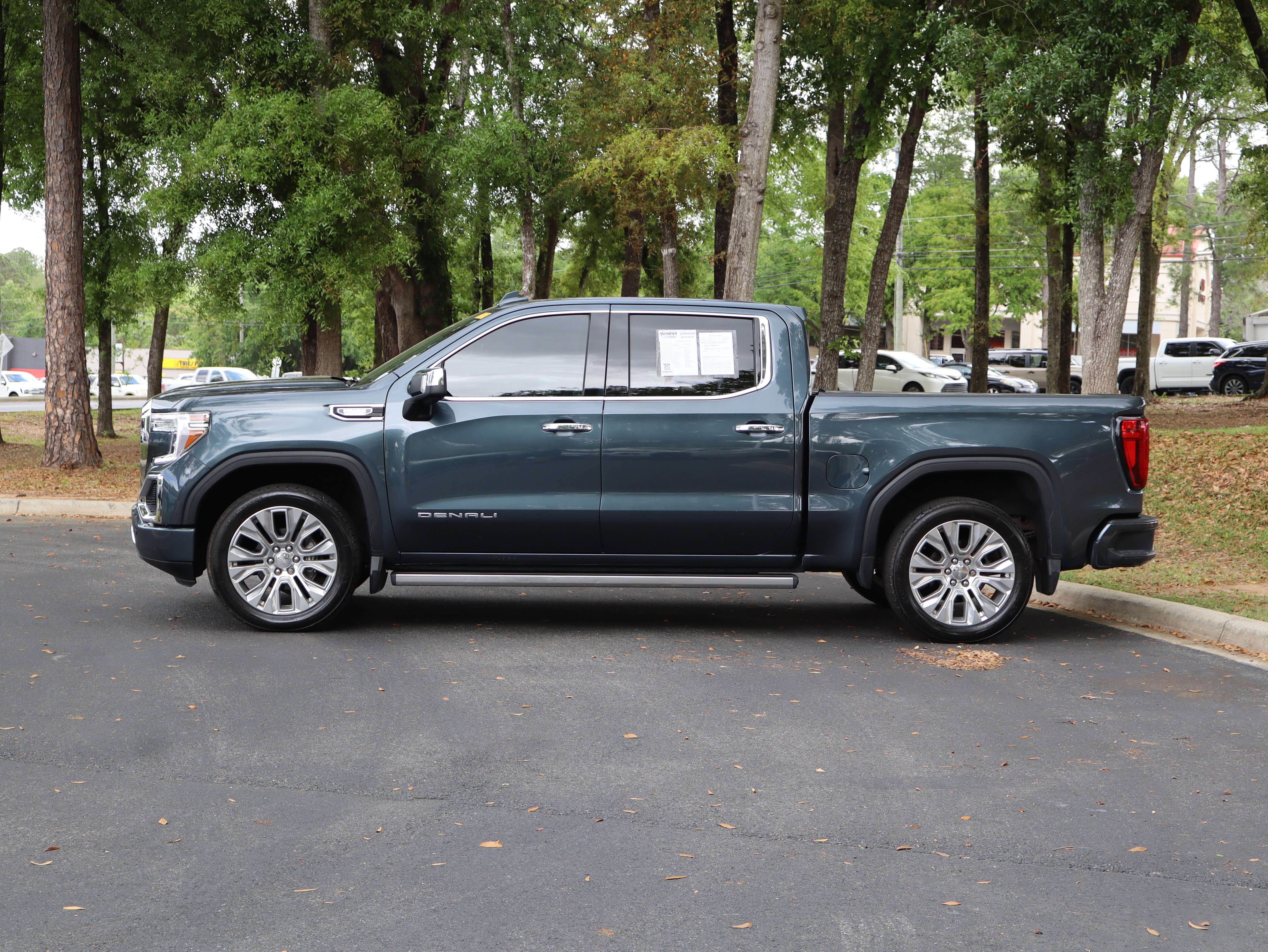 Used 2021 GMC Sierra 1500 Denali w/ Denali Ultimate Package AWD/4WD image 6