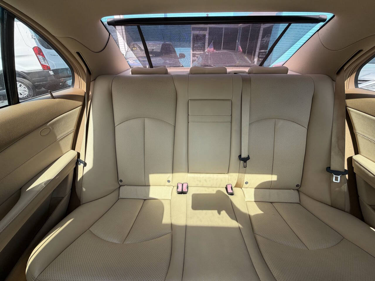 Used 2007 Mercedes-Benz E 350 4MATIC Sedan image 23