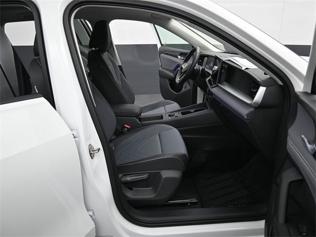 New 2026 Volkswagen Tiguan SE image 14