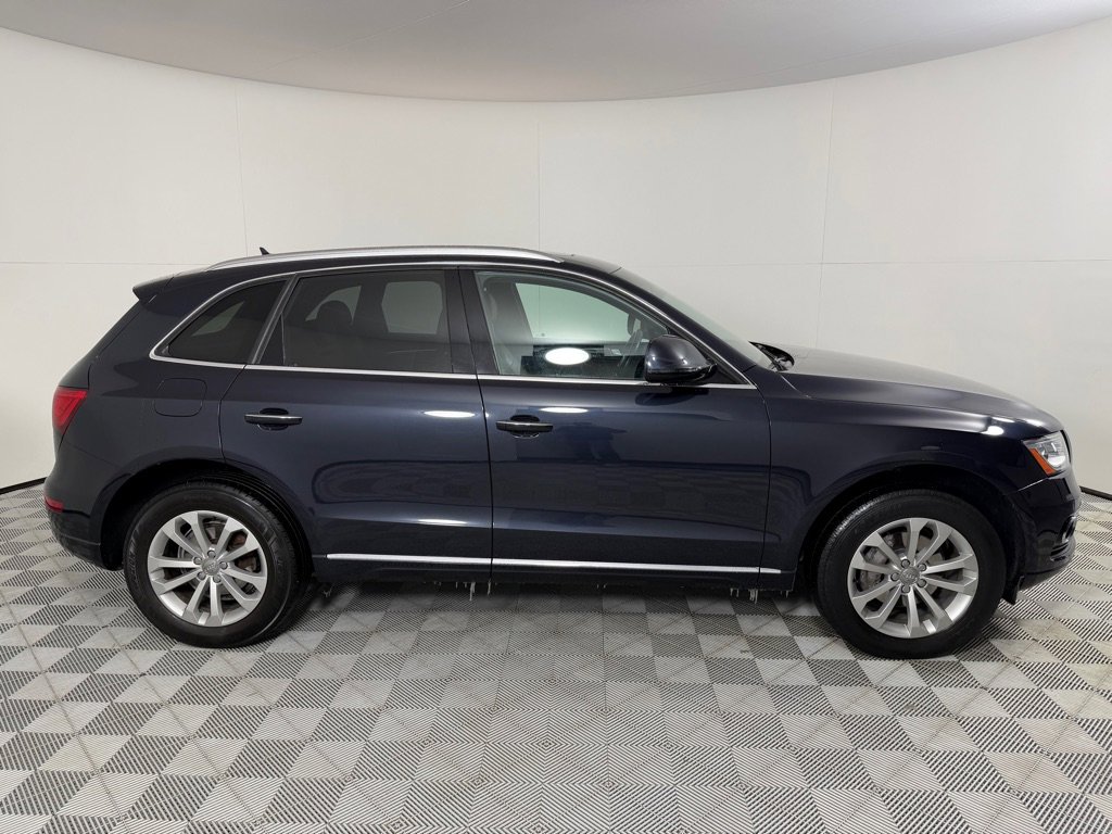 Used 2016 Audi Q5 2.0T Premium AWD/4WD image 4