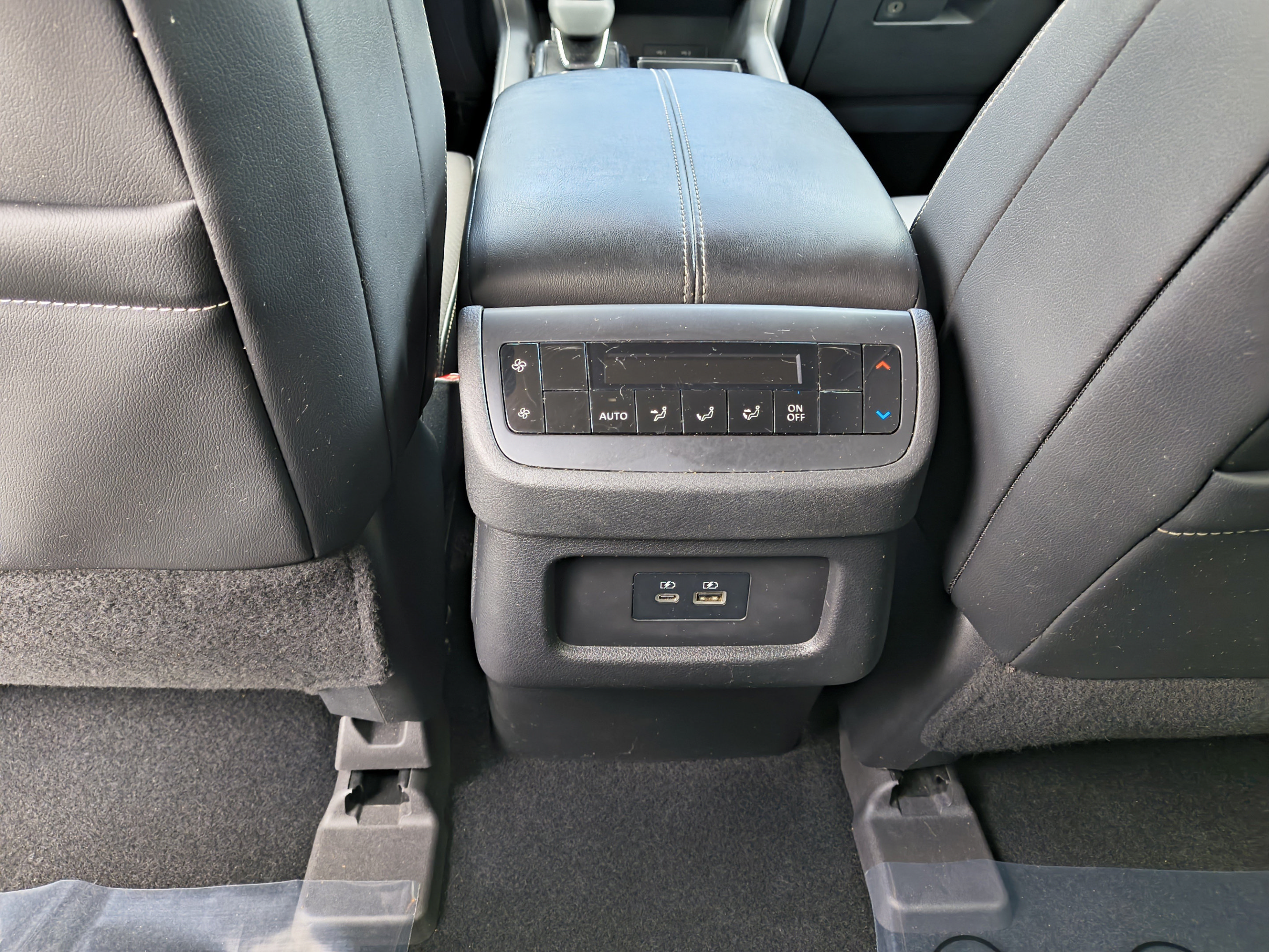 Certified 2022 Nissan Pathfinder SL w/ Cargo Package AWD/4WD image 17