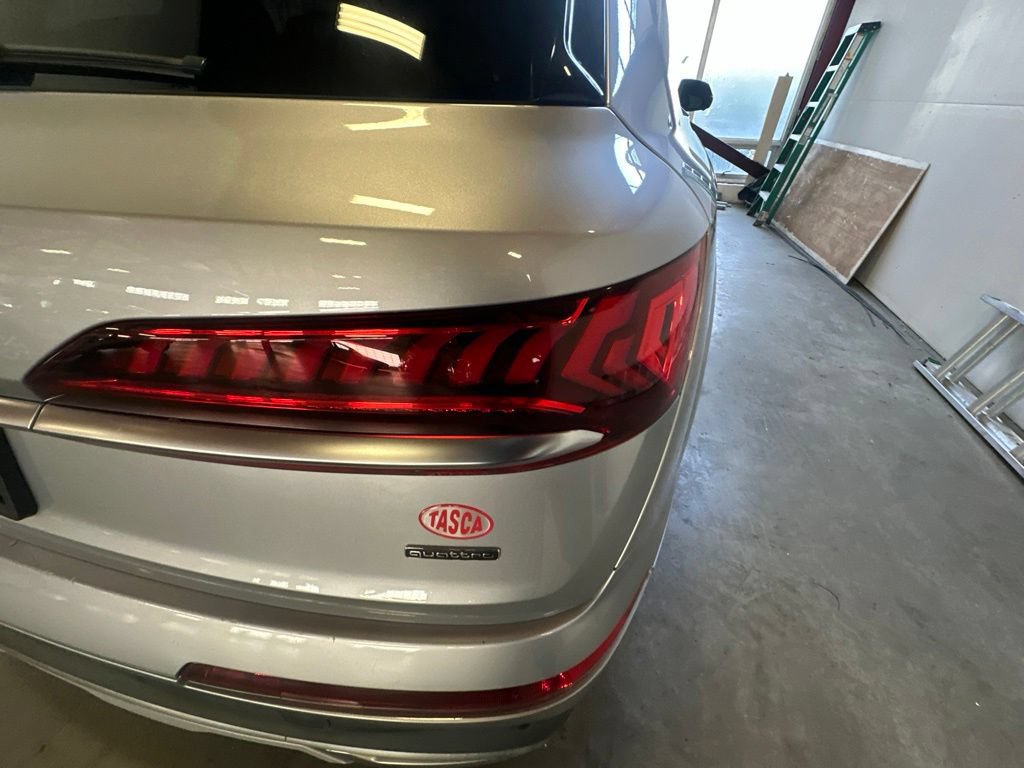 Used 2021 Audi Q7 2.0T Premium Plus AWD/4WD image 6