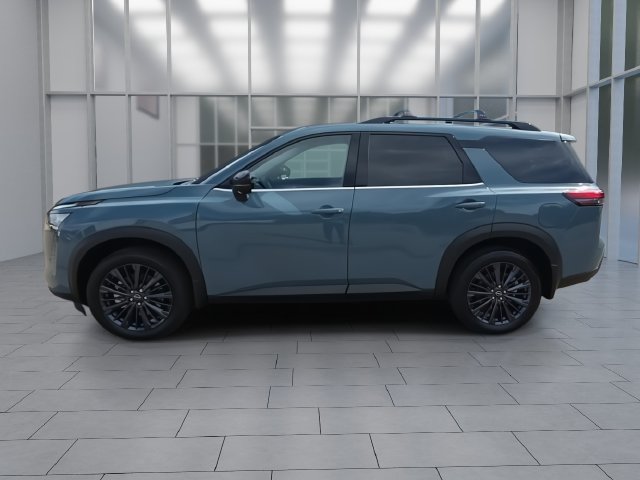 New 2026 Nissan Pathfinder SL w/ SL Premium Package AWD/4WD image 5