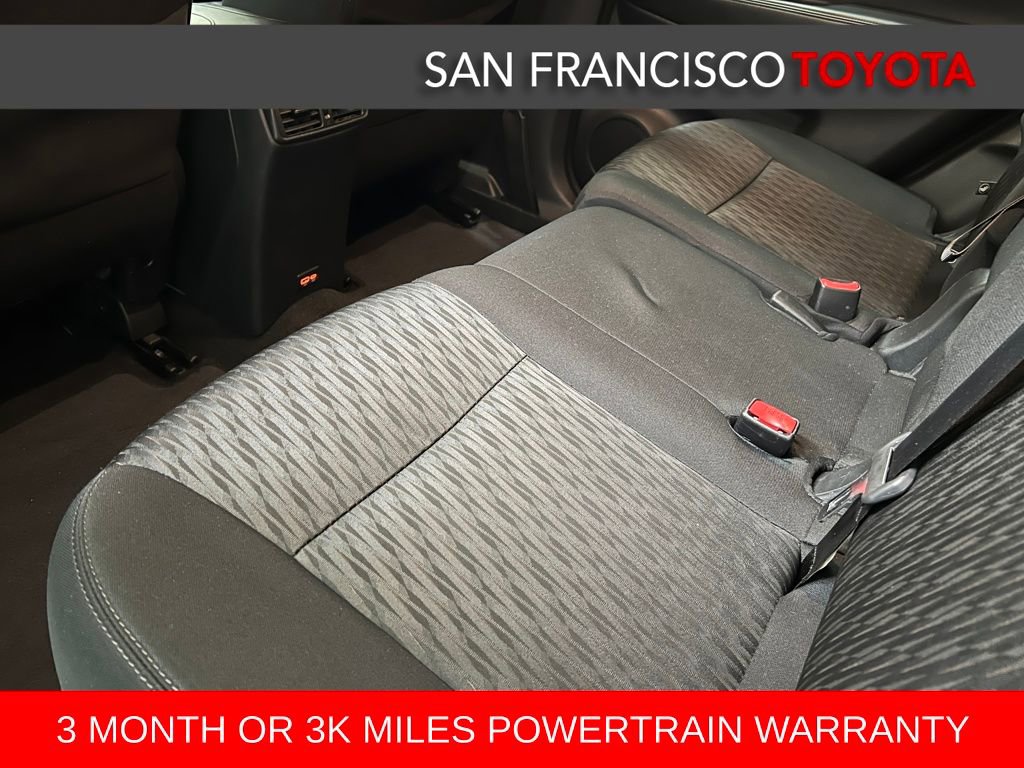 Used 2019 Nissan Rogue SV w/ Premium Package image 16