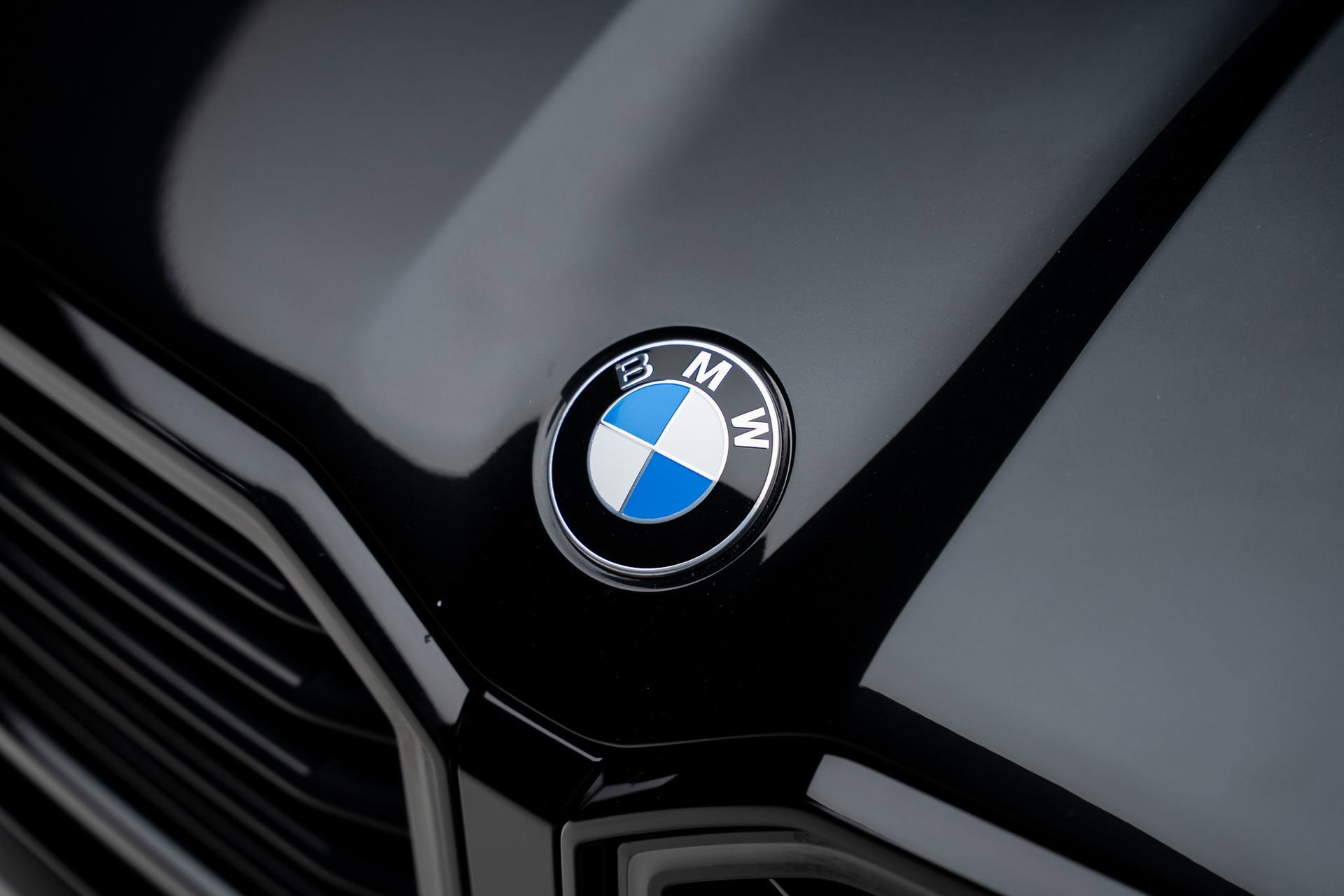 Used 2023 BMW XM w/ M Driver's Package image 13