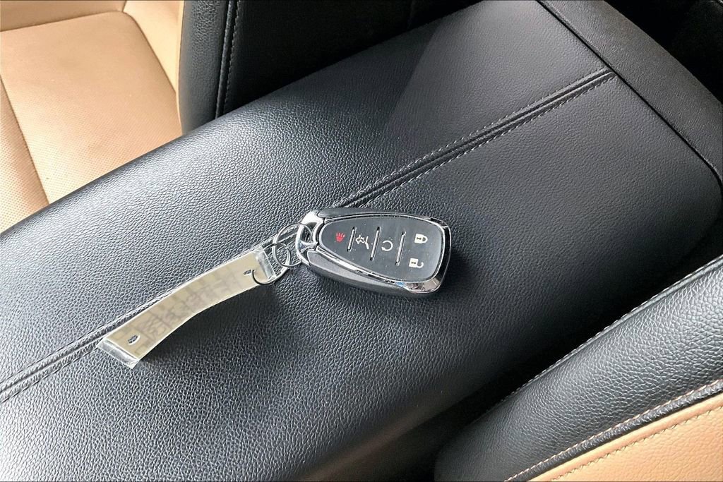 Used 2023 Chevrolet Equinox Premier image 34