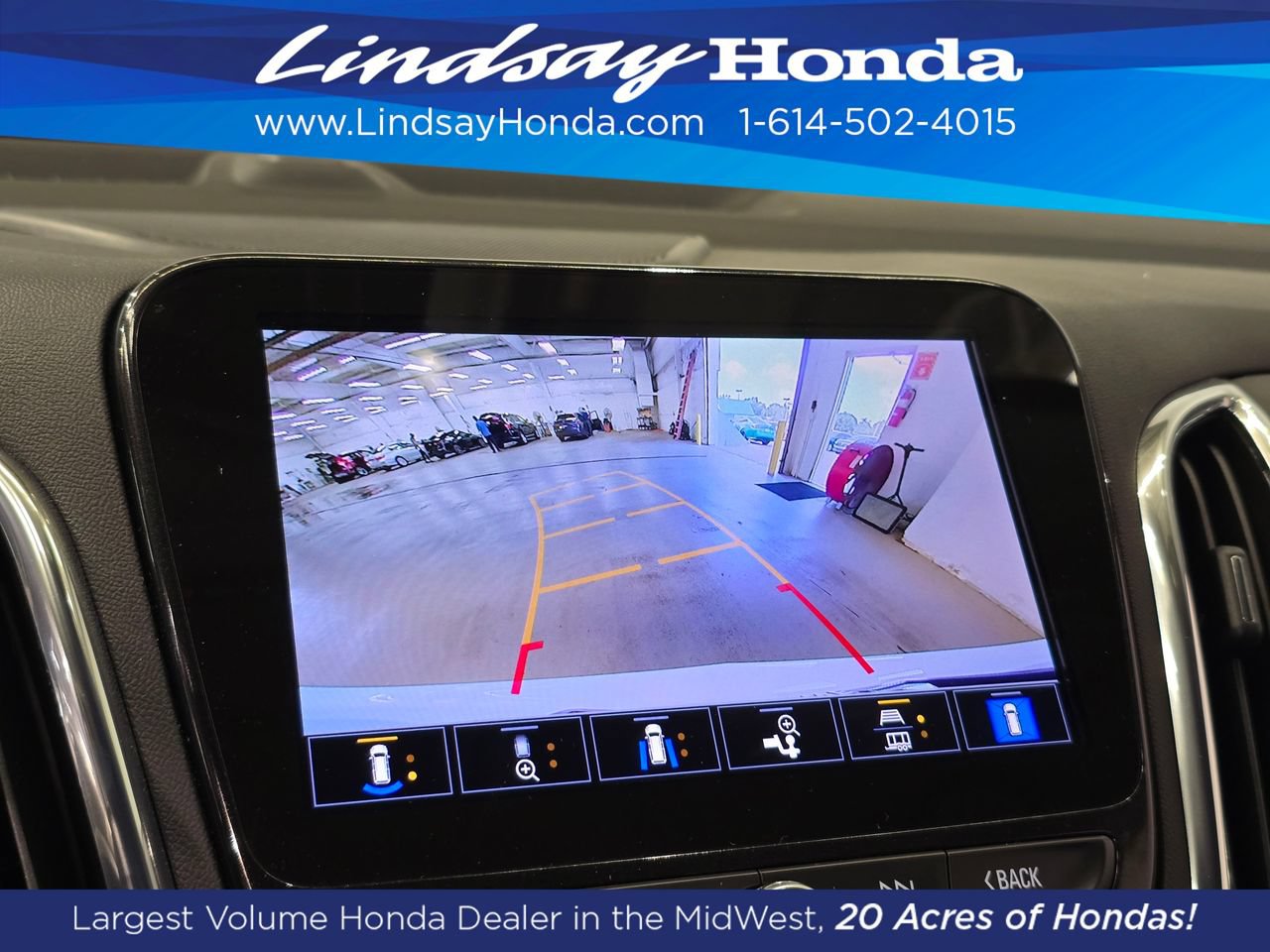 Used 2023 Chevrolet Equinox Premier FWD image 17