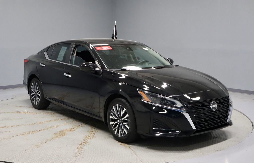 Certified 2023 Nissan Altima 2.5 SV