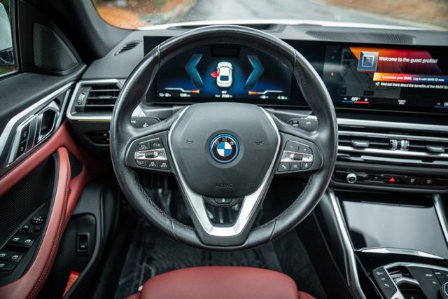 Used 2023 BMW i4 eDrive35 image 27