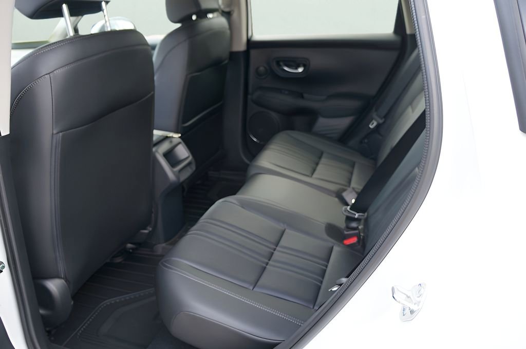 New 2027 Honda HR-V EX-L image 10