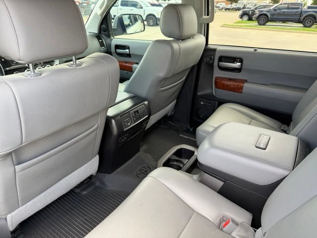 Used 2021 Toyota Sequoia Platinum AWD/4WD image 26