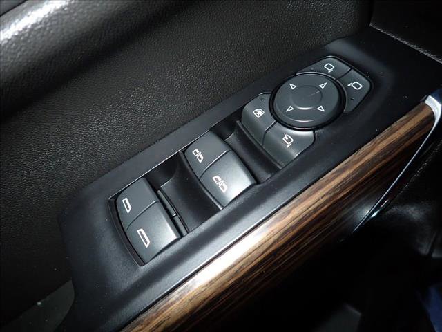 Used 2019 Chevrolet Silverado 1500 High Country w/ Technology Package image 18