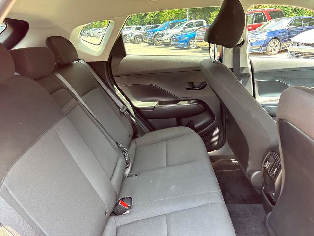 Used 2024 Hyundai Kona SEL FWD image 28