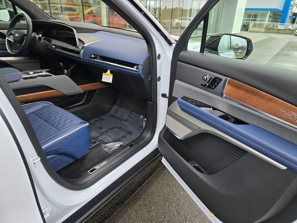 New 2026 Cadillac Vistiq Premium Luxury image 12