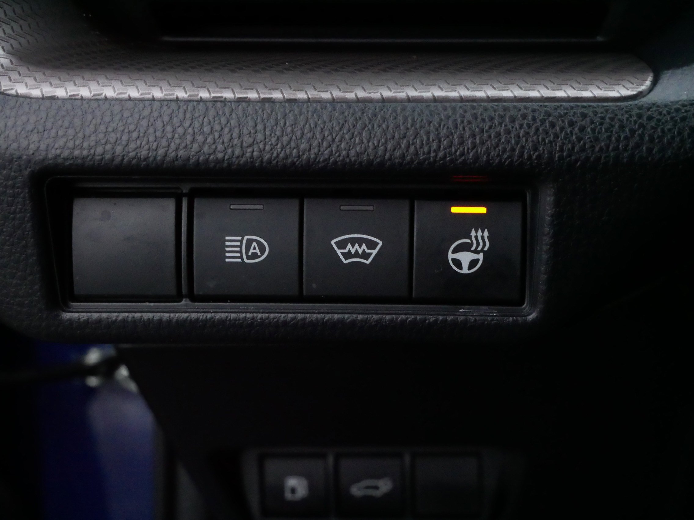 Used 2025 Toyota Prius Limited image 27