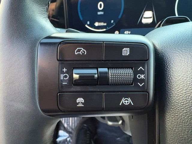 Used 2025 Hyundai Santa Fe Calligraphy image 32