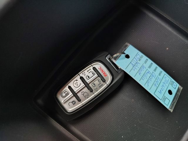 New 2026 Chrysler Pacifica Select image 24