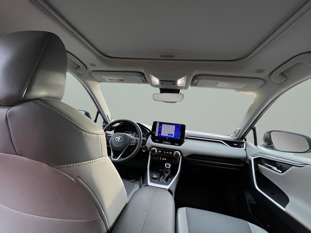 Used 2023 Toyota RAV4 Limited image 29