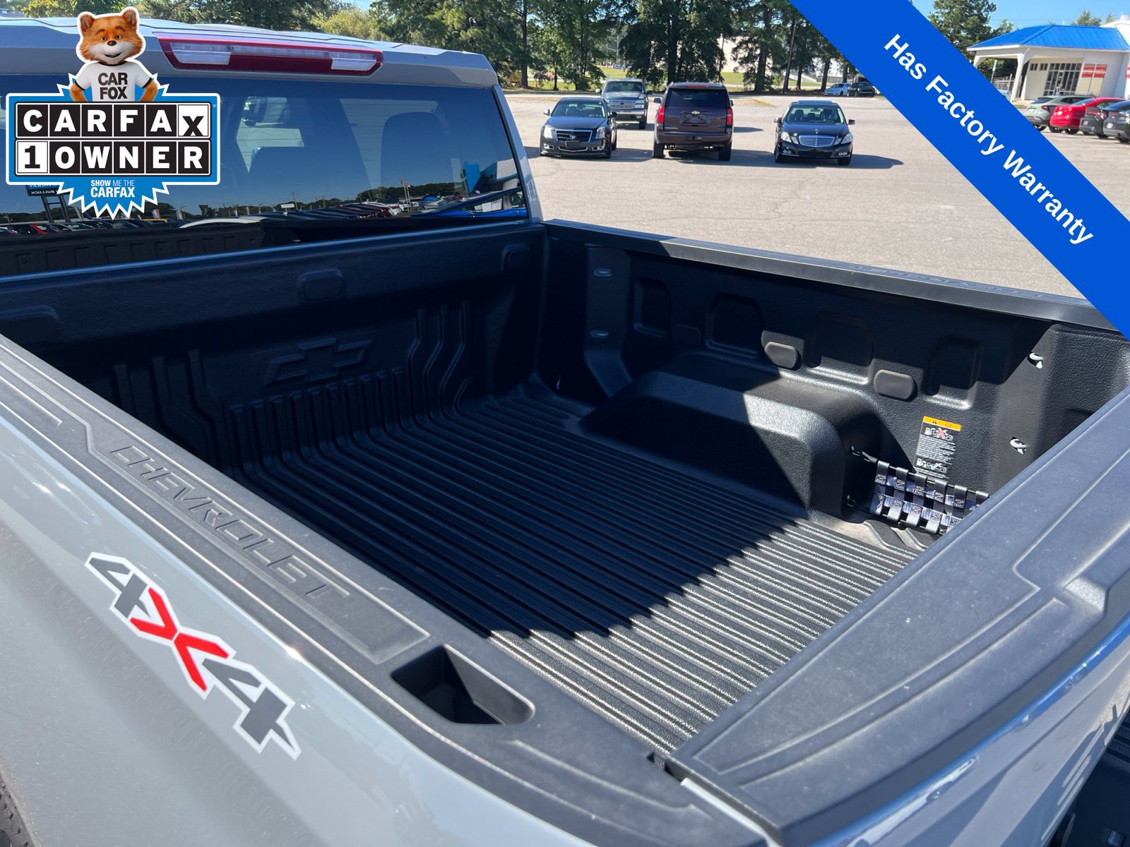Used 2024 Chevrolet Silverado 1500 LT AWD/4WD image 11