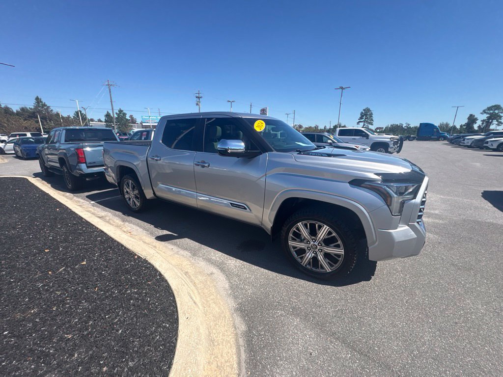 Used 2024 Toyota Tundra Capstone AWD/4WD image 16