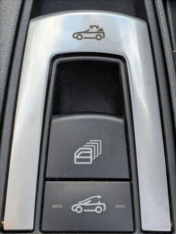 Used 2011 Mercedes-Benz E 350 Cabriolet image 18